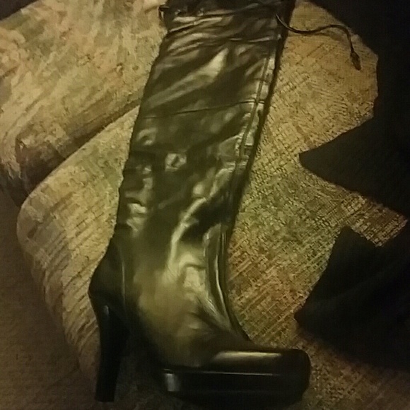 Rampage thigh high heels - Picture 2 of 7